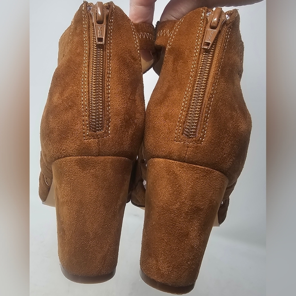 Comfort View WMNS Darlene Brown Faux Suede Chunky Heel Braided Zip Sandal SZ 9WW - Picture 8 of 14